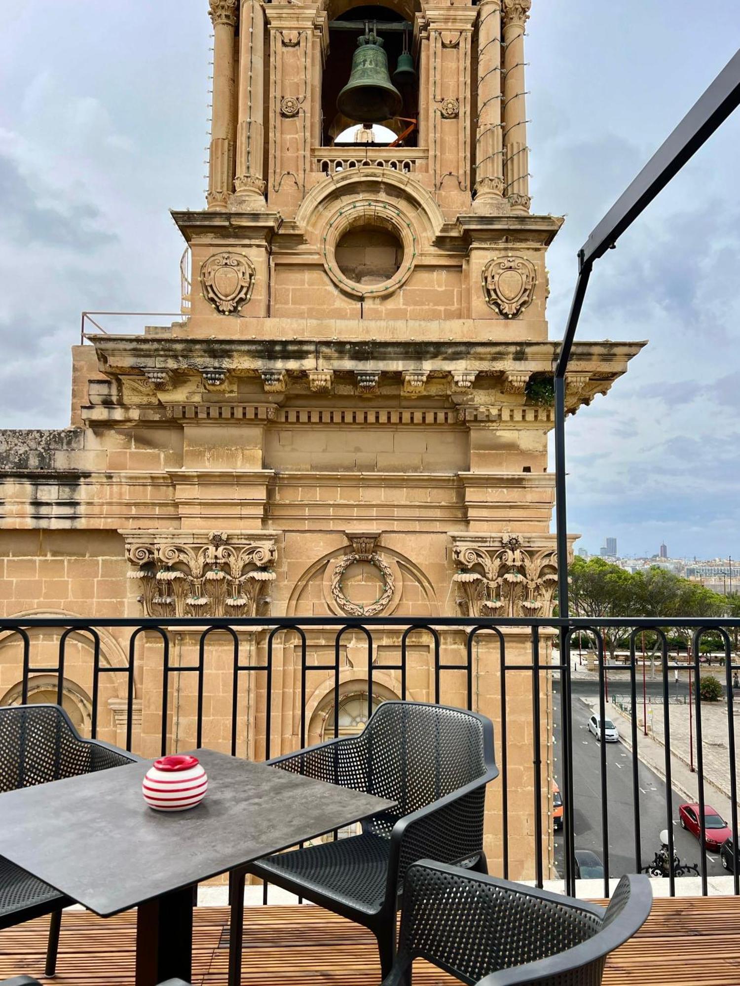 Florette Suite Designer Finish With Stunning Lounge Terrace By Arcobnb Floriana Exterior foto